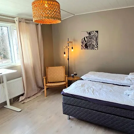 Unique Luxury For Seven, Own Parking Space And Grill 라티