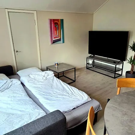아파트 Unique Luxury For Seven, Own Parking Space And Grill *